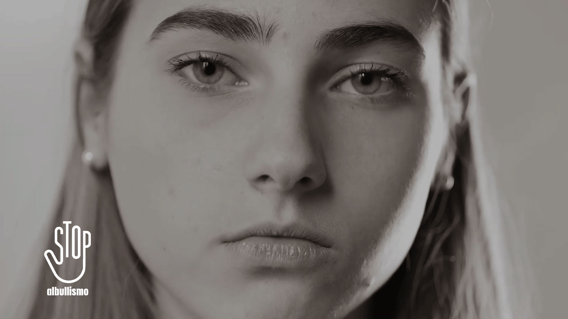 Stop al bullismo-video social